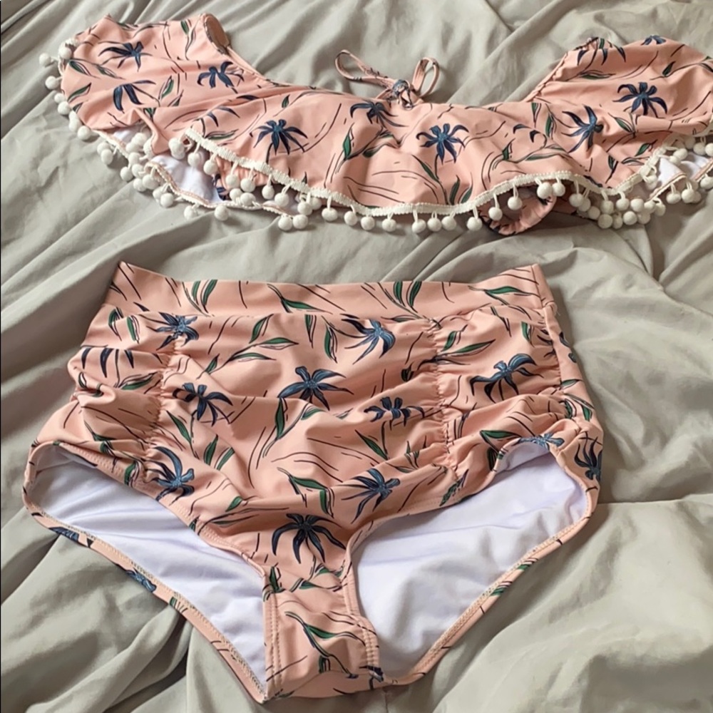 floral design bathing suit set